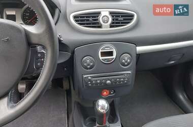 Универсал Renault Clio 2010 в 