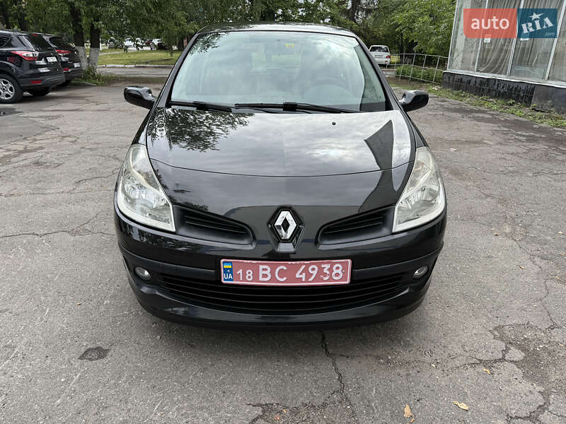 Хэтчбек Renault Clio 2007 в Полтаве