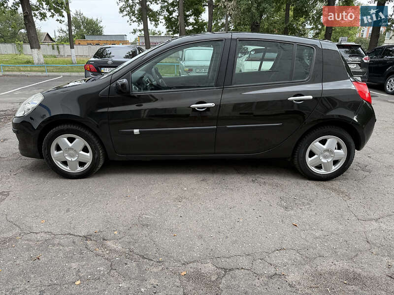 Хэтчбек Renault Clio 2007 в Полтаве