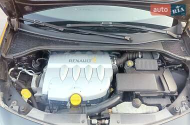 Хэтчбек Renault Clio 2007 в 