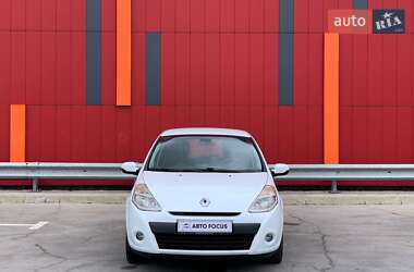 Хэтчбек Renault Clio 2012 в 