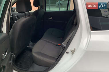 Универсал Renault Clio 2010 в 
