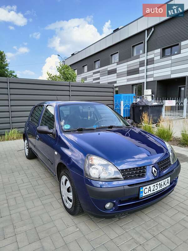 Renault Clio 2003