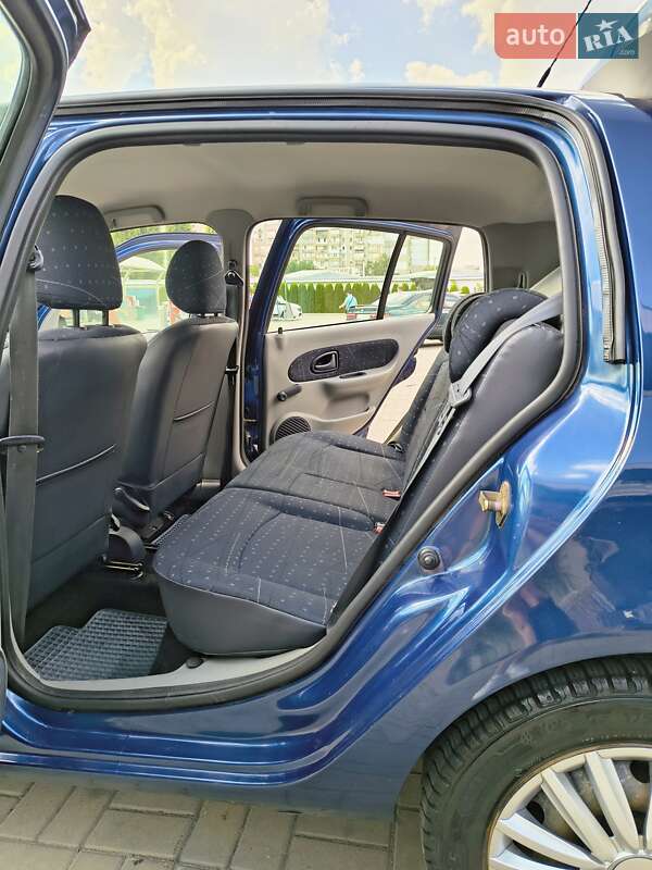 Хэтчбек Renault Clio 2003 в Черкассах фото 13 Хэтчбек Renault Clio 2003 в Черкассах