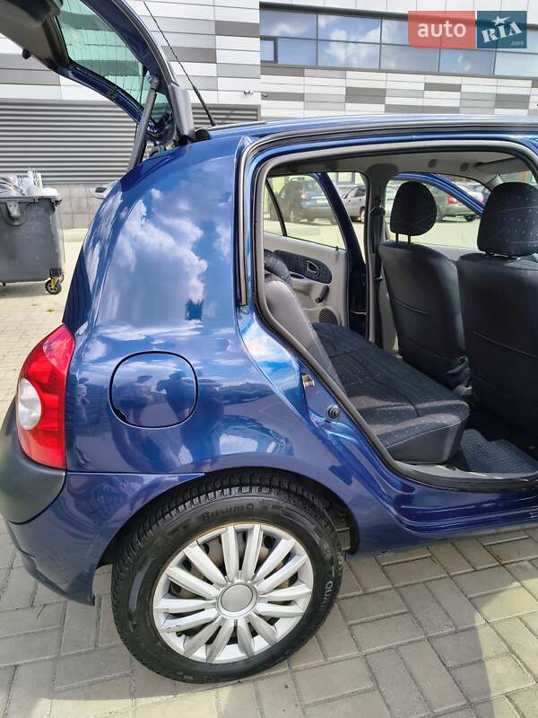 Хэтчбек Renault Clio 2003 в Черкассах фото 16 Хэтчбек Renault Clio 2003 в Черкассах