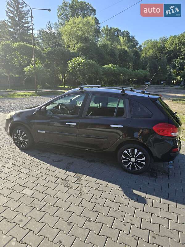 Универсал Renault Clio 2011 в 