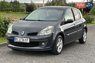 Хэтчбек Renault Clio 2007 в 