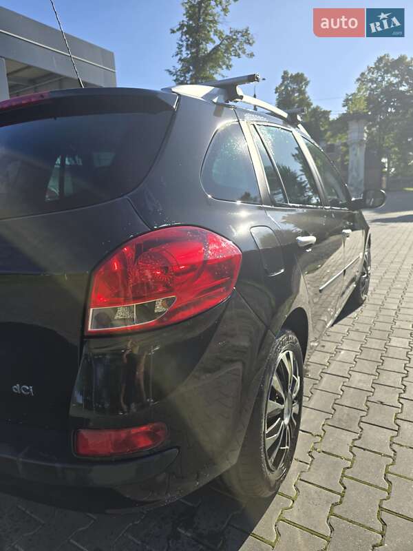 Універсал Renault Clio 2011 в Дрогобичі