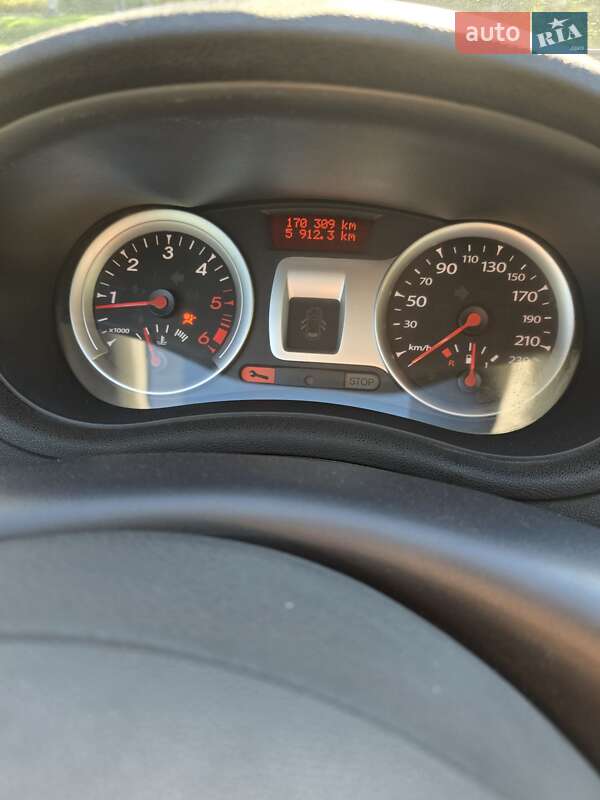 Універсал Renault Clio 2011 в Дрогобичі