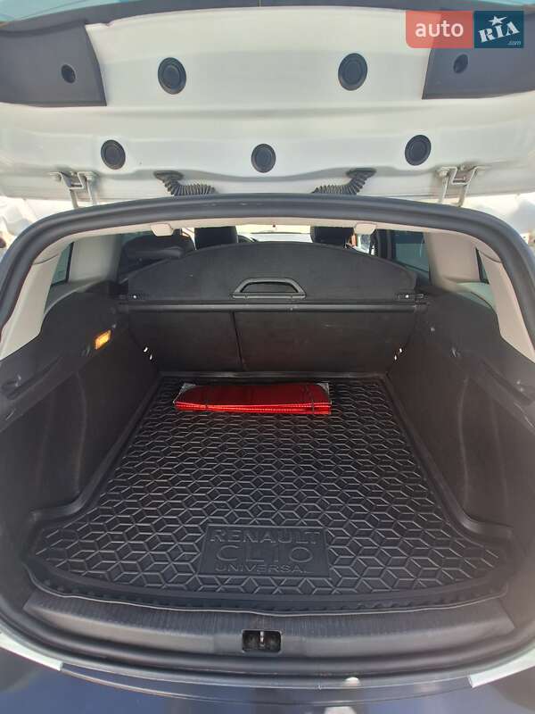 Универсал Renault Clio 2015 в Ирпене