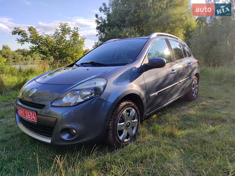 Универсал Renault Clio 2010 в Ровно фото Универсал Renault Clio 2010 в Ровно