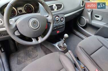 Универсал Renault Clio 2010 в Ровно