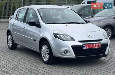 Хэтчбек Renault Clio 2010 в Староконстантинове