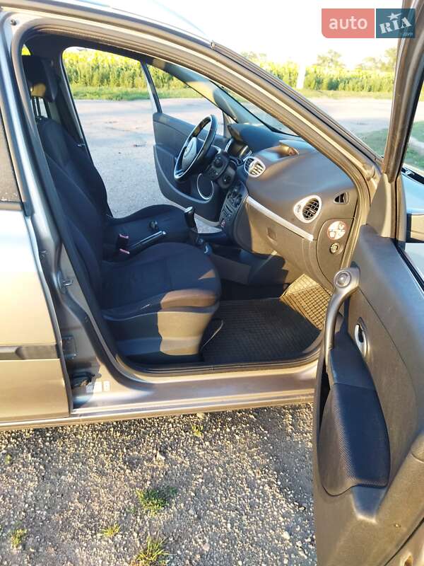 Универсал Renault Clio 2008 в Харькове