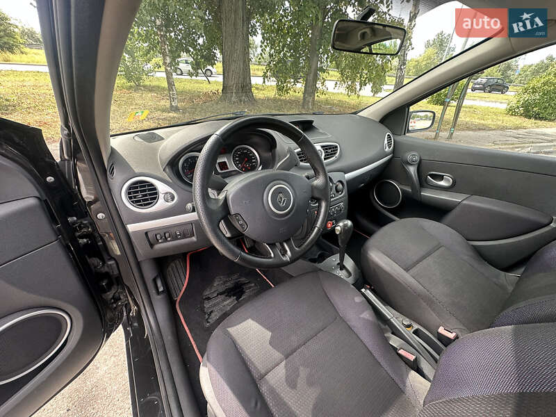 Хэтчбек Renault Clio 2007 в Киеве