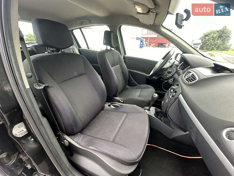 Хэтчбек Renault Clio 2007 в Киеве