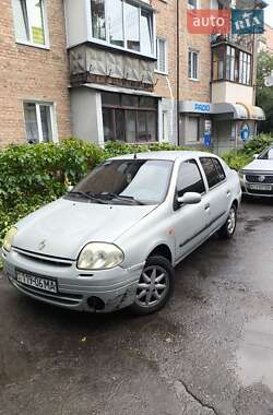 Хэтчбек Renault Clio 2001 в Ровно
