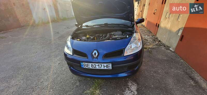 Хэтчбек Renault Clio 2006 в Николаеве фото 5 Хэтчбек Renault Clio 2006 в Николаеве