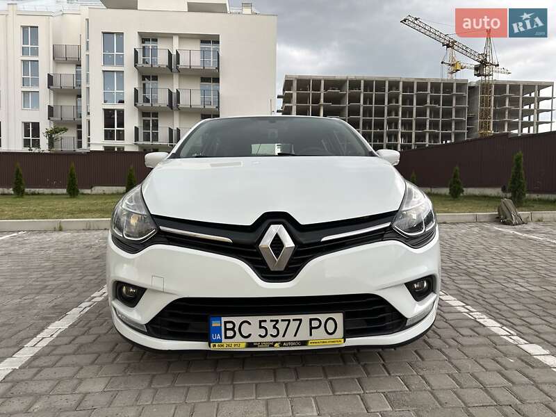 Хэтчбек Renault Clio 2016 в Львове