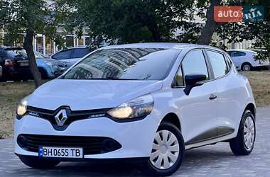 Хэтчбек Renault Clio 2014 в 