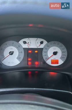 Седан Renault Clio 2007 в 