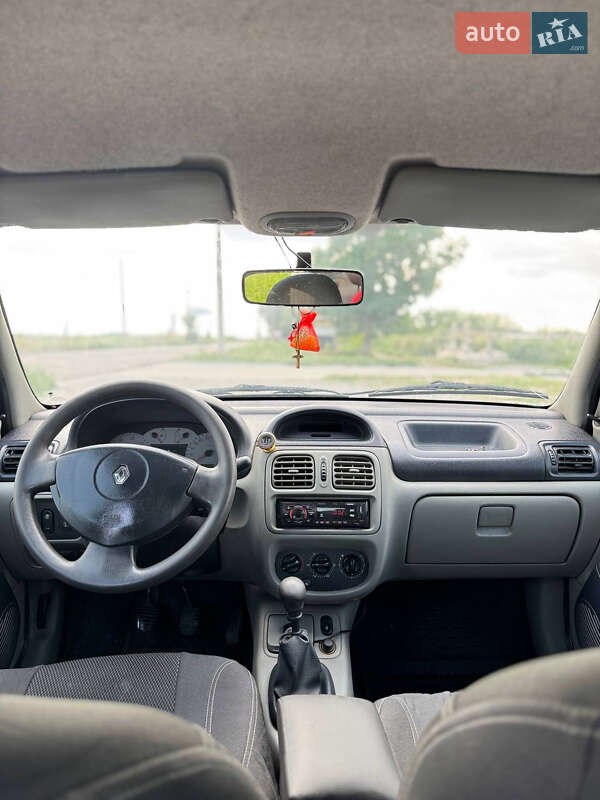Хэтчбек Renault Clio 2002 в Черкассах