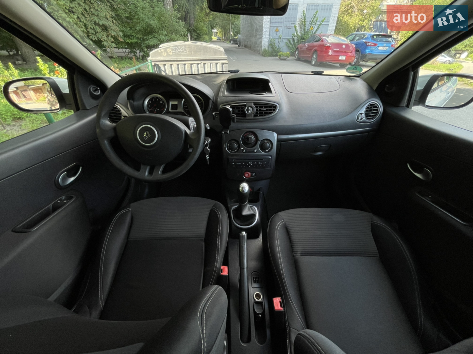 2013 Renault Clio - мініатюра 9