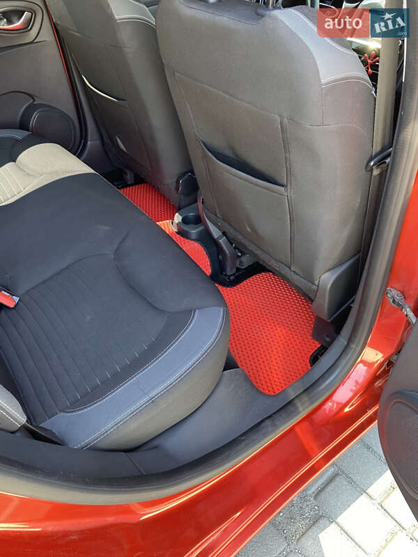 Универсал Renault Clio 2015 в Павлограде фото 21 Универсал Renault Clio 2015 в Павлограде