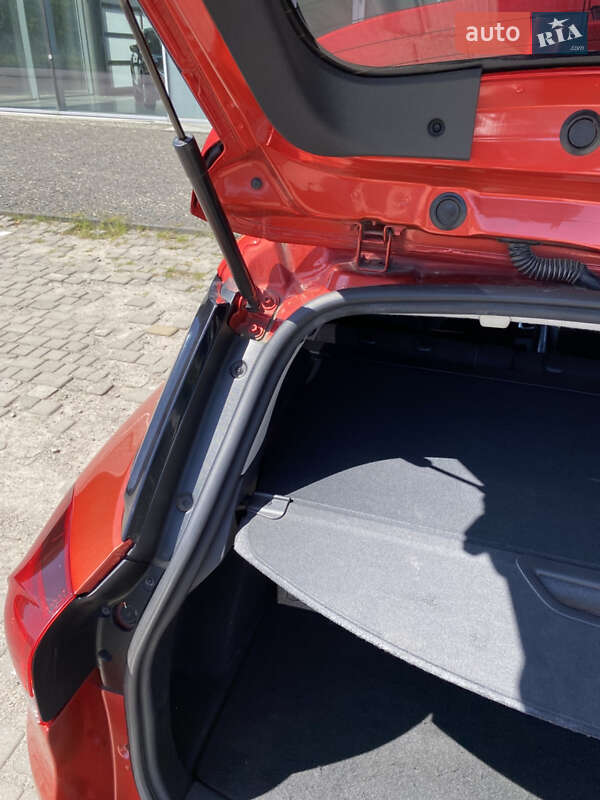 Универсал Renault Clio 2015 в Павлограде фото 30 Универсал Renault Clio 2015 в Павлограде