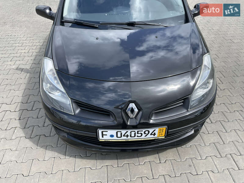 Хэтчбек Renault Clio 2008 в Луцке
