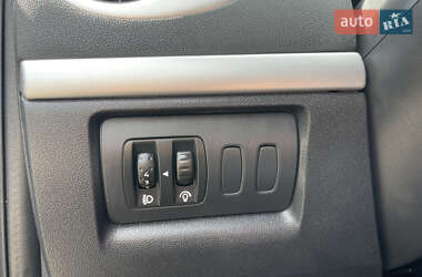 Хэтчбек Renault Clio 2008 в 