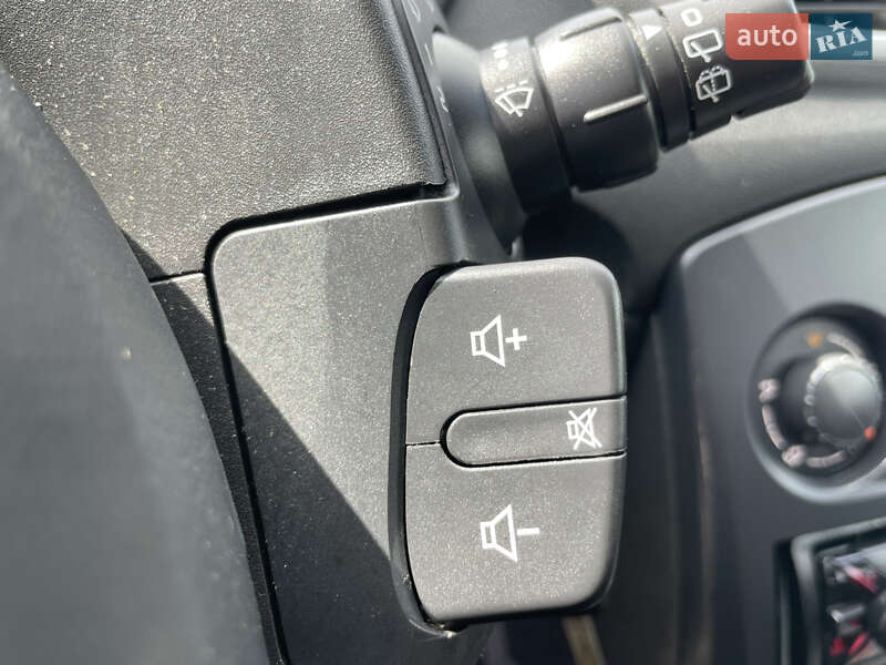 Хэтчбек Renault Clio 2008 в Луцке