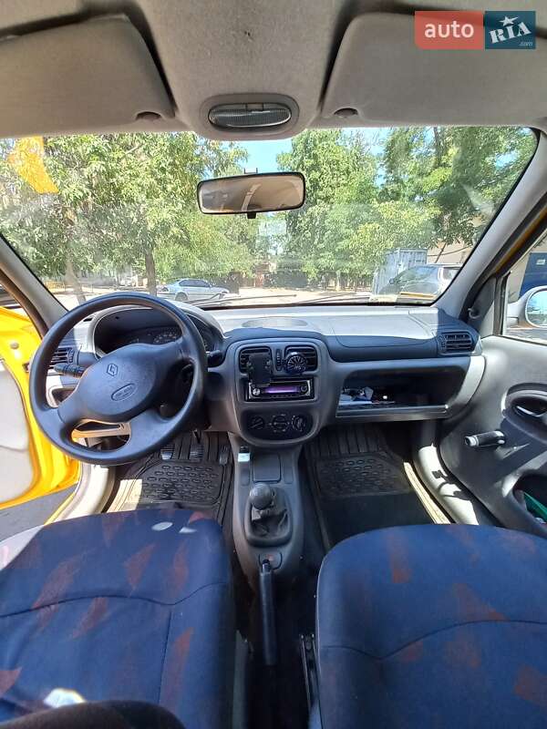 Хэтчбек Renault Clio 2001 в Одессе