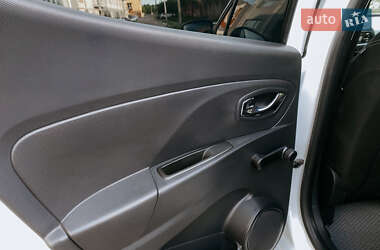 Хетчбек Renault Clio 2013 в 