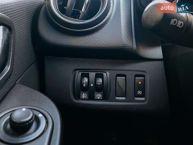 Хэтчбек Renault Clio 2013 в Ровно