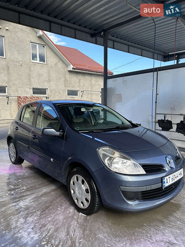 Renault Clio 2006