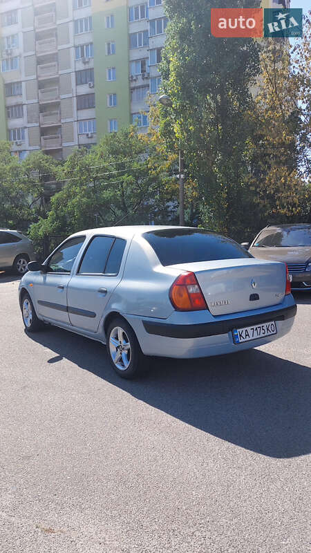 Хэтчбек Renault Clio 2003 в Киеве