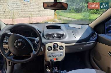 Хэтчбек Renault Clio 2008 в 