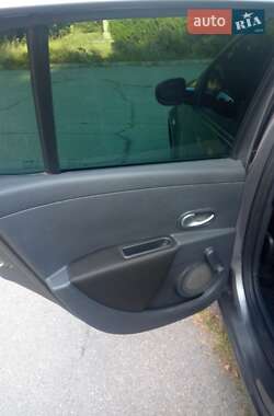 Универсал Renault Clio 2011 в 