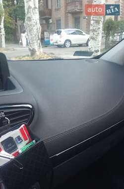 Универсал Renault Clio 2011 в 