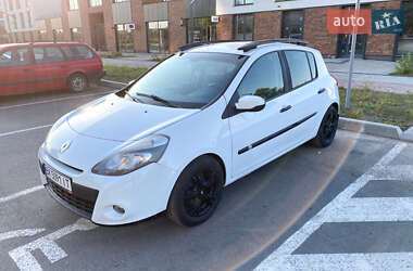 Хэтчбек Renault Clio 2011 в Ровно