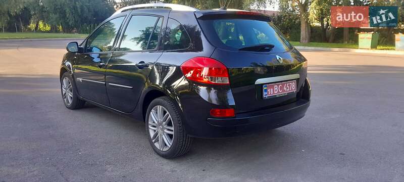 Универсал Renault Clio 2012 в Киеве