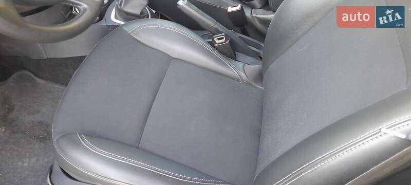 Универсал Renault Clio 2012 в Киеве
