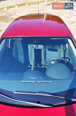 Хэтчбек Renault Clio 2007 в 