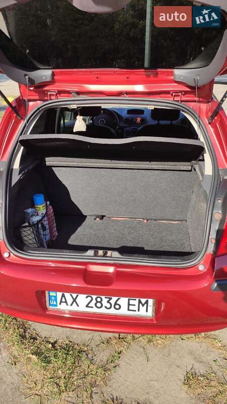 Хэтчбек Renault Clio 2007 в Харькове фото 24 Хэтчбек Renault Clio 2007 в Харькове