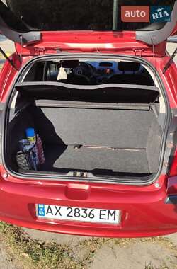 Хэтчбек Renault Clio 2007 в 