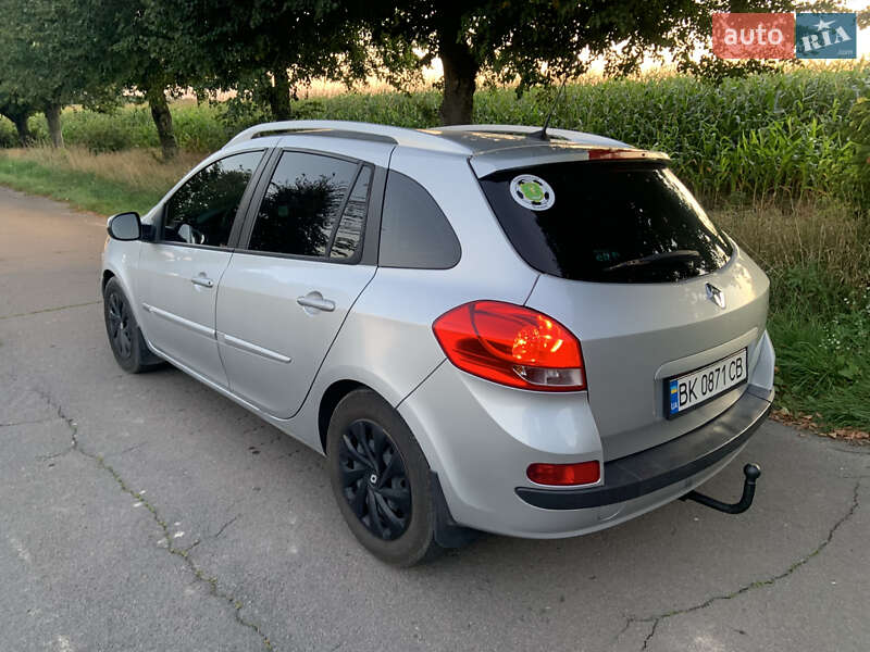 Универсал Renault Clio 2012 в Ровно