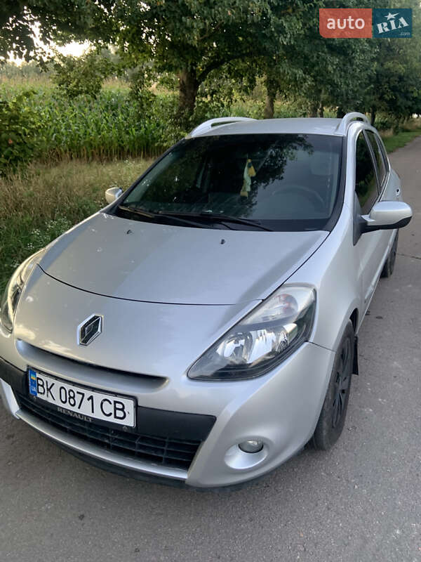 Универсал Renault Clio 2012 в Ровно