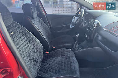 Хэтчбек Renault Clio 2016 в 