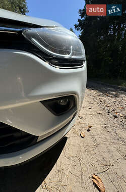Хэтчбек Renault Clio 2016 в 